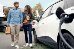 Le déploiement de la recharge ultra rapide : regard sur la stratégie d’un grand acteur