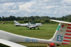 Vers un tarif plus avantageux pour l’électricité bas carbone fournie aux aéronefs au sol